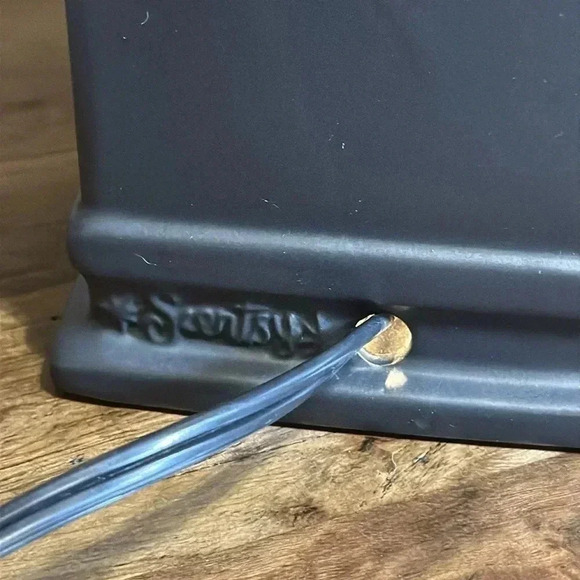 2 PC! Scentsy Home Authentic Full Size Wax Melt Warmer Plug In & NWT Scent Bar - Picture 6 of 15